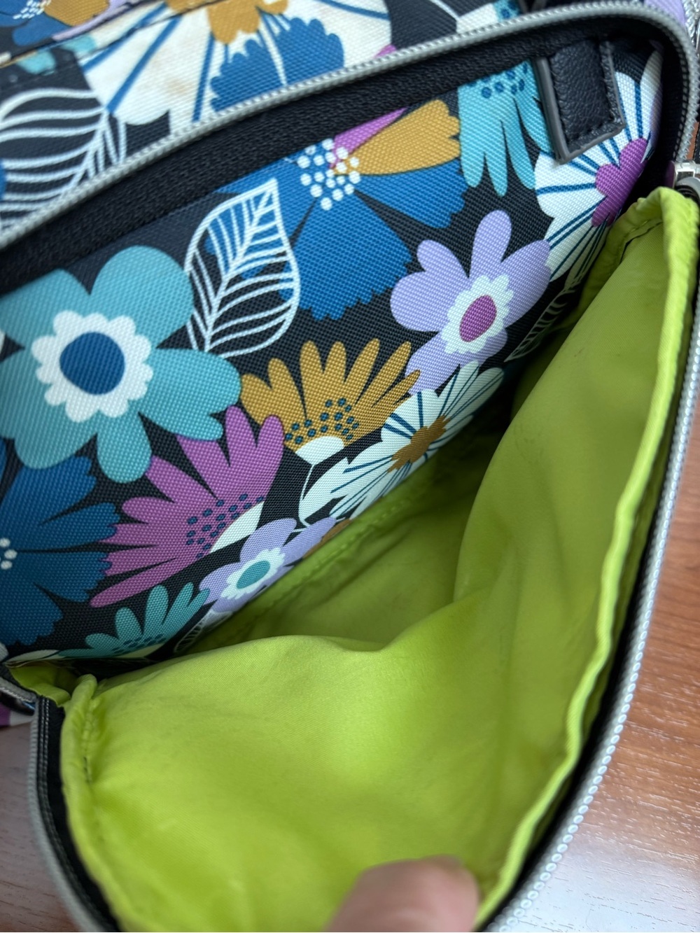 Lily Bloom Maggie Satchel Handbag EUC - Picture 6 of 15